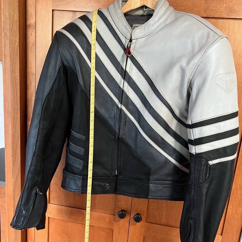 Heavyweight women’s Motorcycle jacket, size 40